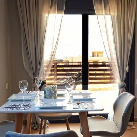 Апартаменты Havana 2 Luxury Sea And Pool Gazi